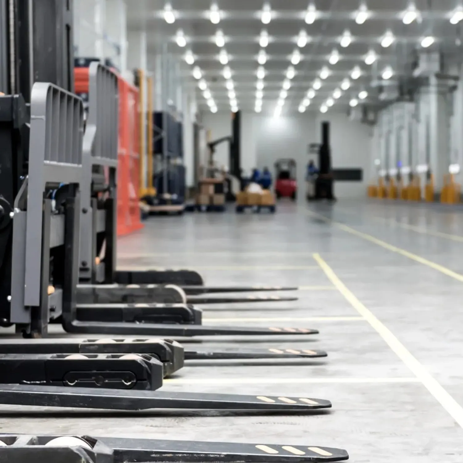 Dark warehouses – pełna automatyzacja w magazynie