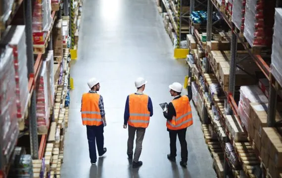 Magazynowanie dla małych przedsiębiorstw: Jak znaleźć idealne rozwiązanie magazynowe